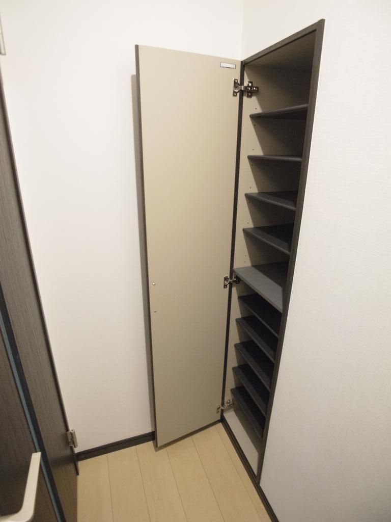 カイテキースⅡ　２０２の玄関