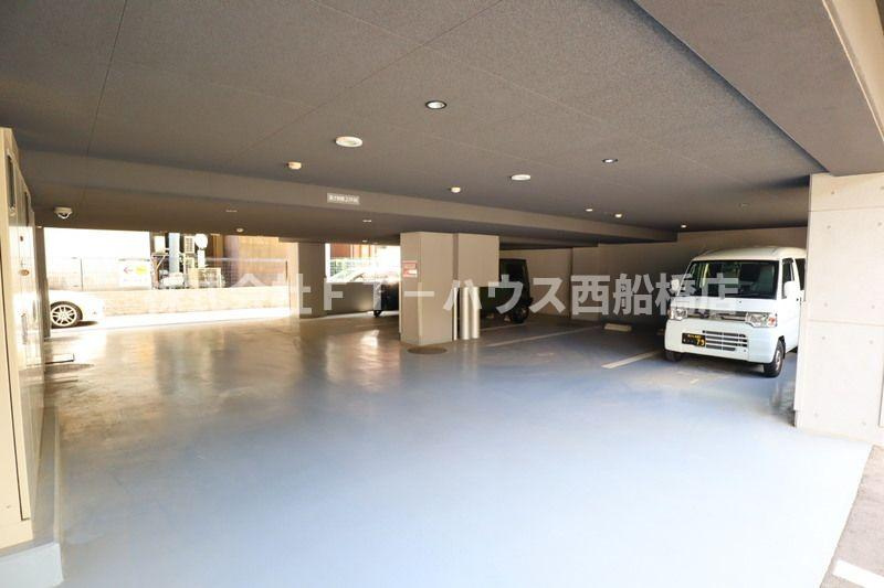 S-RESIDENCE行徳の駐車場