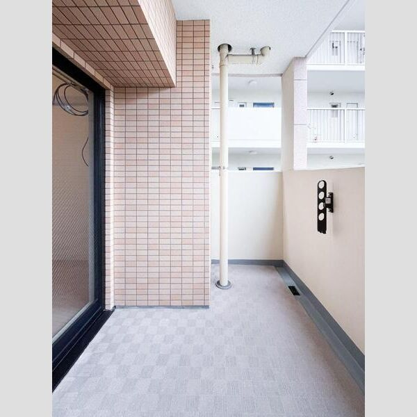 Luxe淡路のバルコニー