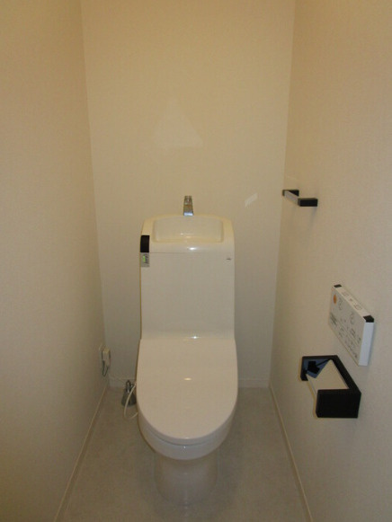 HEARTY‘S　ENTのトイレ|ゆったりとした空間のトイレです