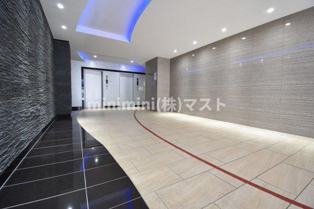 大阪市中央区南船場２丁目の賃貸マンションのロビー