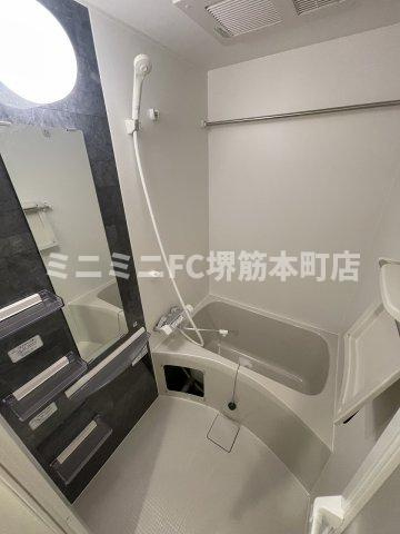 セレニテ本町リアンの浴室
