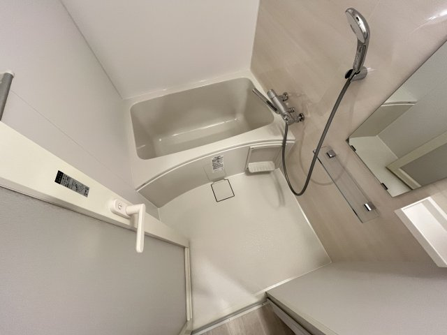 【浴室】コンフォリア江坂江の木町Q