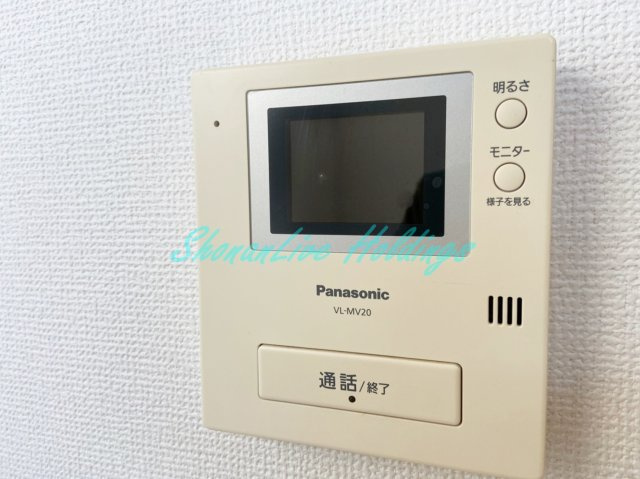 ソレイユ追浜のセキュリティ|モニタ付インターホンで安心♪