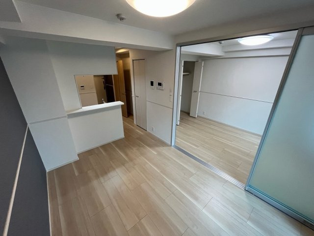 神戸市東灘区深江本町３丁目の賃貸マンションの居間・リビング