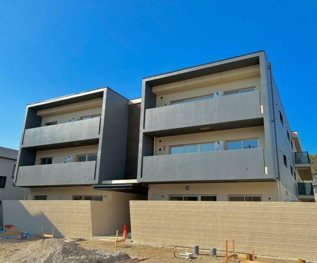 西宮市門戸岡田町の賃貸マンションの外観