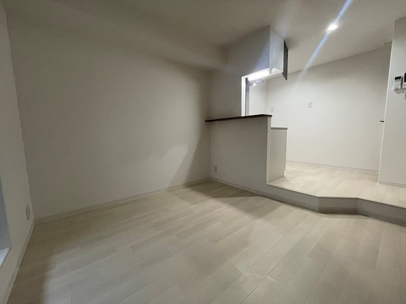 神戸市中央区日暮通５丁目の賃貸マンションの居間・リビング
