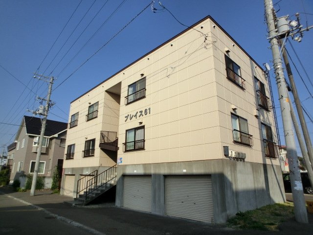 札幌市白石区平和通８丁目南のアパート