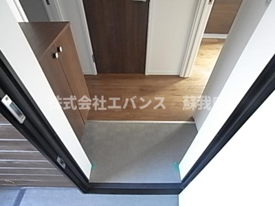 【玄関】 | パルブニール浜野 | 収納もある玄関です