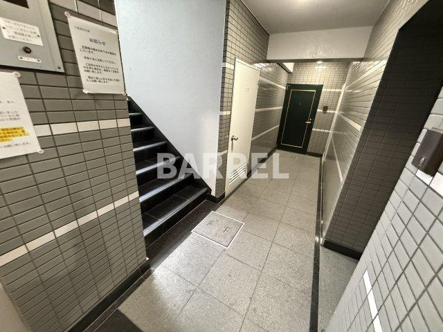 ヨルム稲津のロビー
