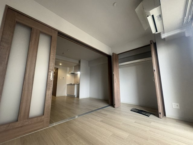 Halu江坂東の居間・リビング