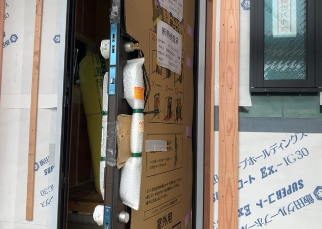 【防犯設備】 | 当然のことではありますが、オートロックやセンサーライト、ホームセキュリティーなどの防犯設備があれば、小さいお子様がいるご家庭も安心ですよね！まず物件購入の際は、防犯設備もチェックするようにしましょう。