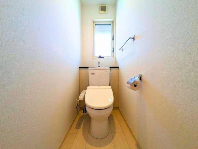 朝生田町3丁目戸建てのトイレ|                                                  