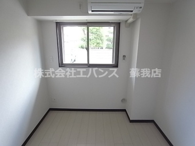 【寝室】 | WEST COURT SOGA（ウエストコートソガ） | 寝室にいかがでしょうか
