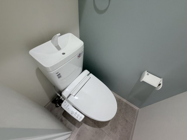 リアフラッツ近大のトイレ|ゆったりとした空間のトイレです