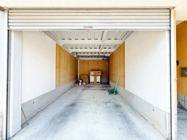 天神町テラスハウスの駐車場