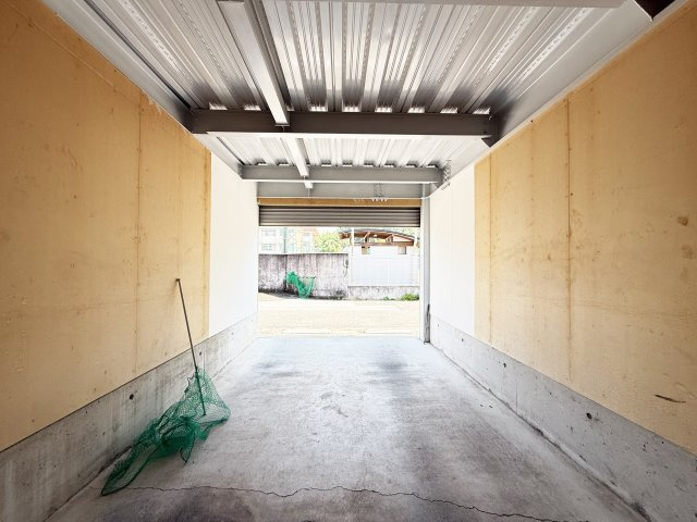 天神町テラスハウスの駐車場