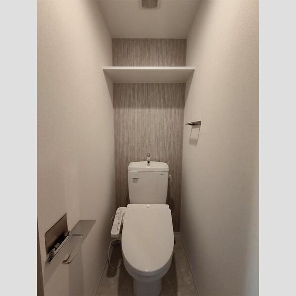 インザライフ大阪EAST RESIDENCEのトイレ
