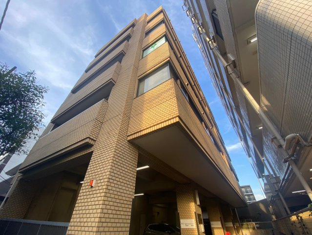 湊町日本橋ビルの外観