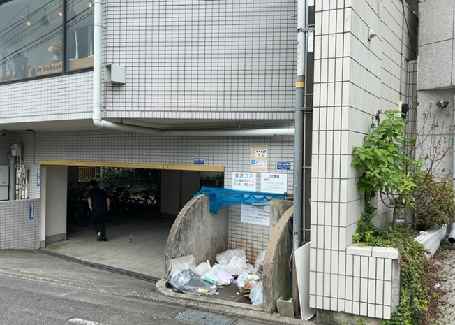 【庭】 | クリオ淵野辺参番館 | 物件によっては、入居者が個人的に使用できる専用庭がついているものもあります。また、住宅の中にある土間の部分を庭と呼ぶこともあります。庭の用途は住む人によって変わり、それによってデザインもさまざまです。
