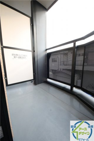 メゾン・ド・メルヴェーユのバルコニー|※類似部屋