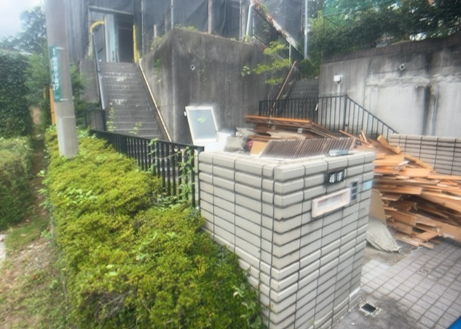 【防犯設備】 | 当然のことではありますが、オートロックやセンサーライト、ホームセキュリティーなどの防犯設備があれば、小さいお子様がいるご家庭も安心ですよね！まず物件購入の際は、防犯設備もチェックするようにしましょう。