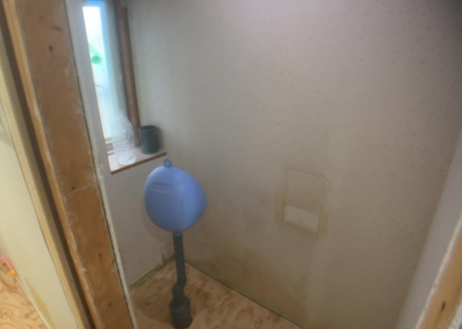 【トイレ】 | トイレは大きさや形、機能、抗菌性などが異なる多種多彩なタイプが各メーカーから出ています。それぞれに良さがあるため、事前にどういったタイプのトイレがいいのかをご家庭内で決めて、内見に行くといいでしょう。