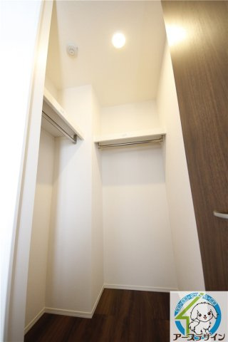 エムライズ大蔵中町の収納