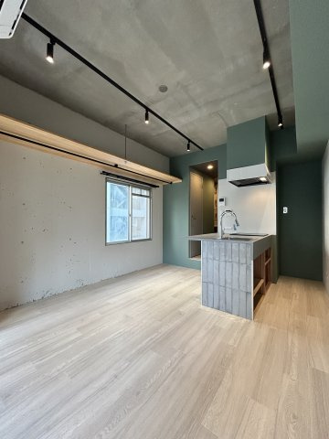 大阪市中央区大手通１丁目の賃貸マンションの居間・リビング