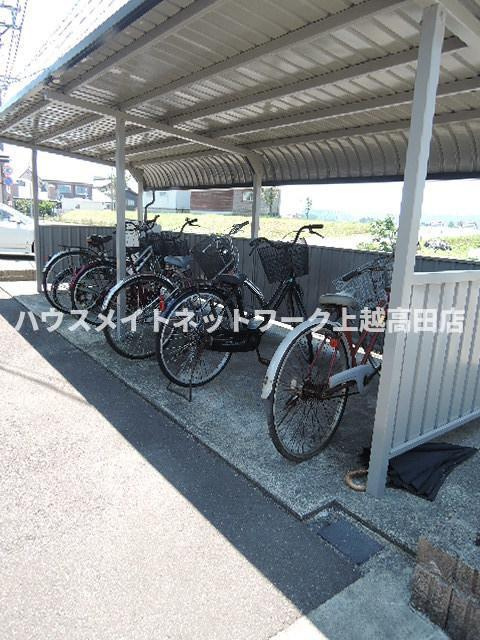 メゾンリヴィエールのその他共用部分|駐輪場