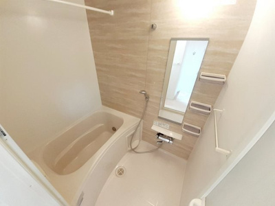 【浴室】 | エクスクルーシブⅢ | ◆不動産すまラボの新プラン◆入居時の費用負担が0円で入居可能♪お気軽にお尋ねください♪