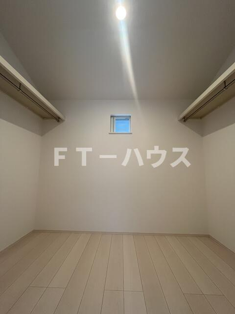 市川市柏井町戸建の収納