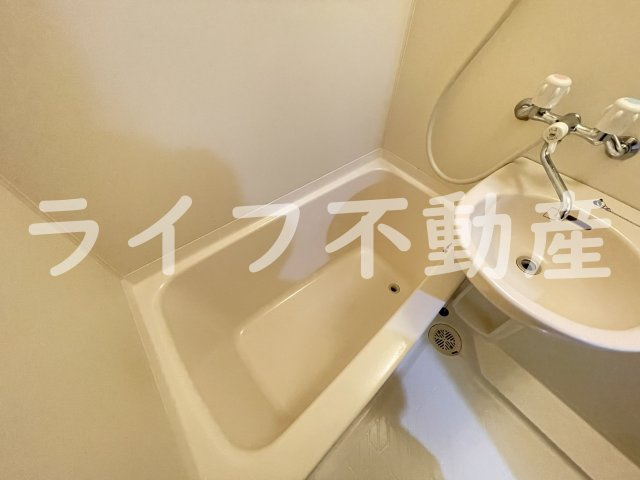 グランミサ公園前の浴室