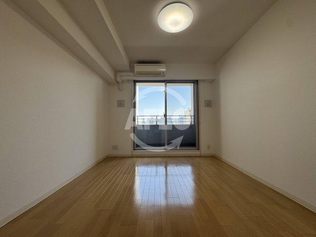 大阪市淀川区西中島６丁目の賃貸マンションの居間・リビング|プラウドフラット新大阪　リビング