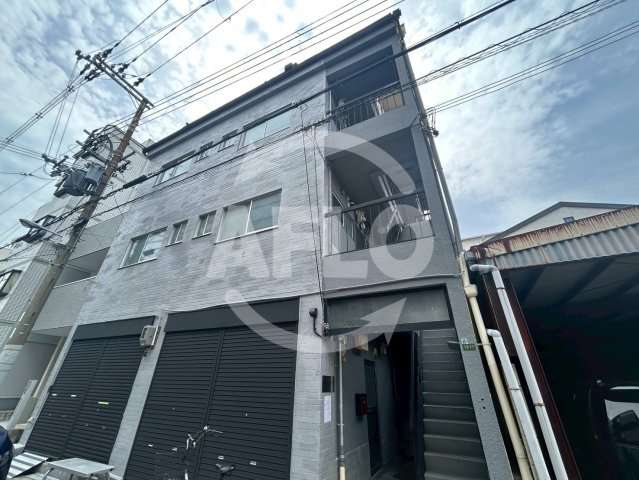 グランドコート西九条の外観