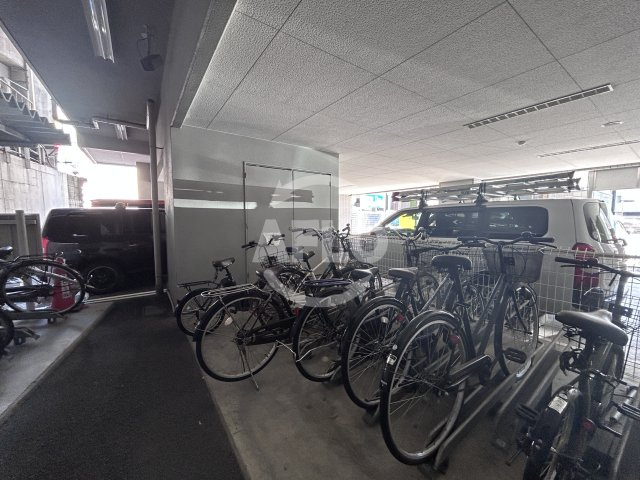 ウィスタリア新北野の設備|ウィスタリア新北野　駐輪場
