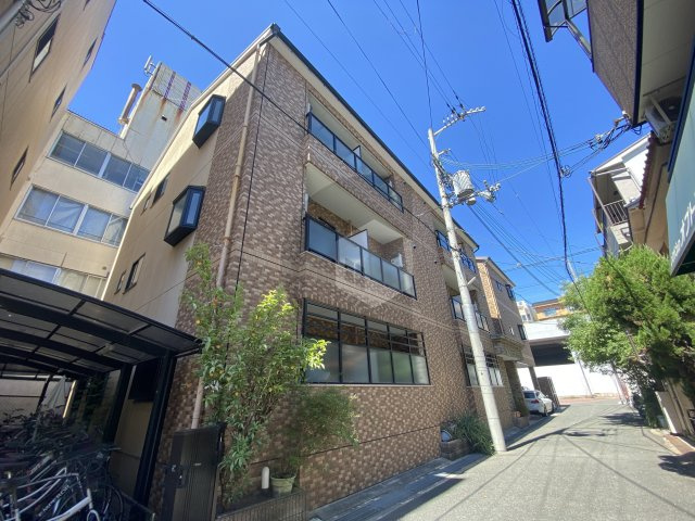 シャルマンペイサージュの外観
