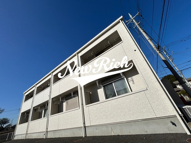 前橋市朝倉町１丁目のアパートの外観