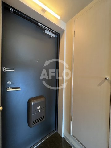 セントロイヤルクラブ新大阪の玄関|玄関