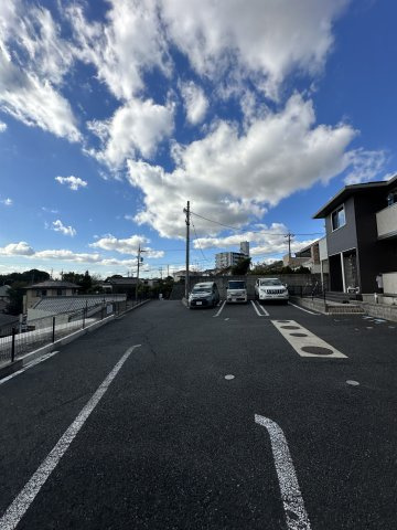 花水木の駐車場