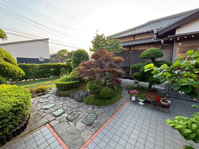 東金市福俵　中古戸建の庭|2026年7月16日撮影