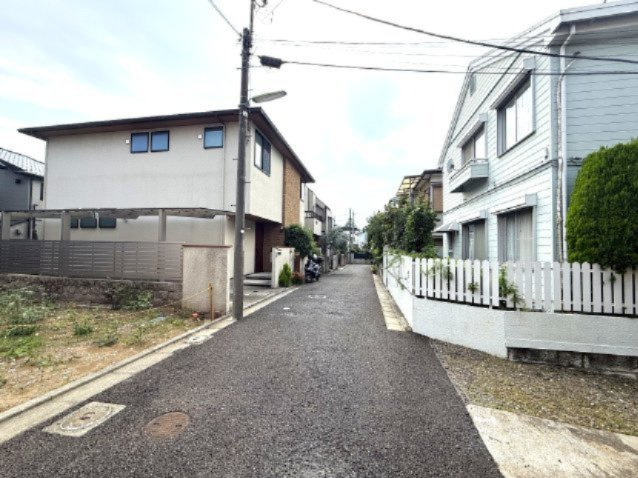 【前面道路含む現地写真】 | 【仲介手数料３３０万円が無料！】■１０６．９９平米■経堂駅１４分■松原駅３分■赤堤の豪邸街■ | 諸費用３３０万円ＯＦＦ！
決算キャンペーン中！
家計応援サービスの限界に挑戦中！
■経堂駅１４分
■松原駅３分
■１０６．９９平米
■赤堤の豪邸街
■お好きなハウスメーカーで建築可能