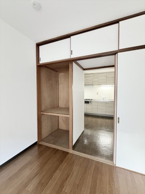 【収納】 | パル湯浅マンション | 天袋や収納スペースが多いのが特徴です。