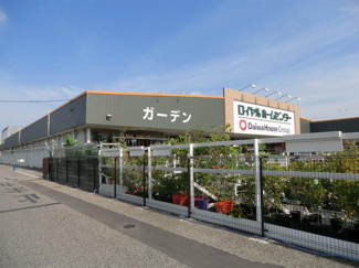 ロイヤルホームセンター 1086m
