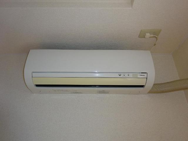 エバーハイム岩津のその他|エアコン1台つき