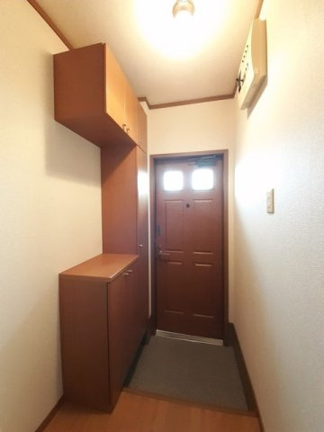 エポワールＡの玄関