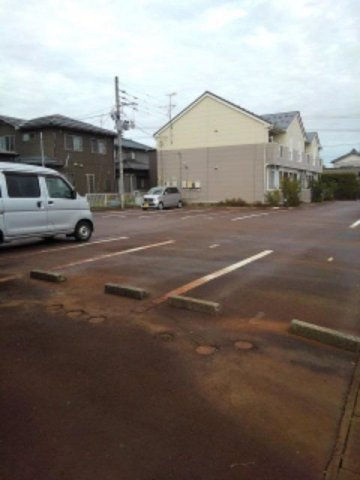 エポワールＡの駐車場