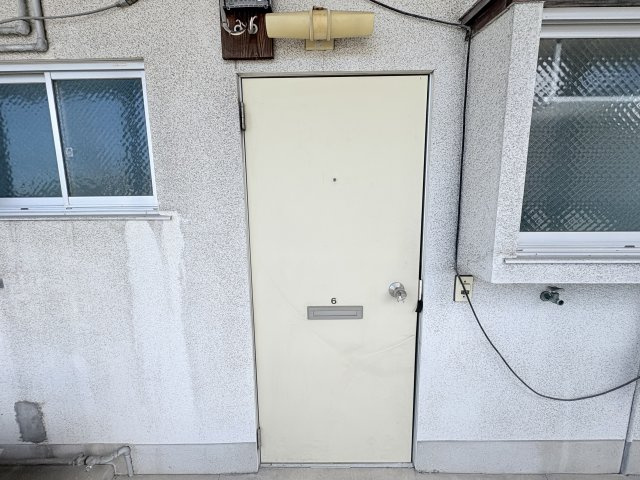 みのりハイツの玄関