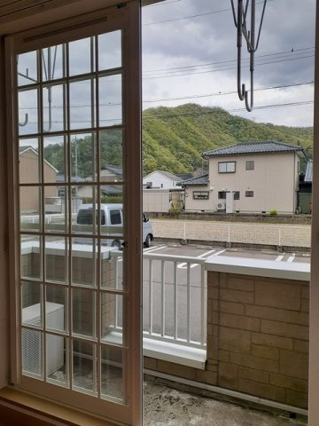 シャン・ド・フルール　Ａのバルコニー