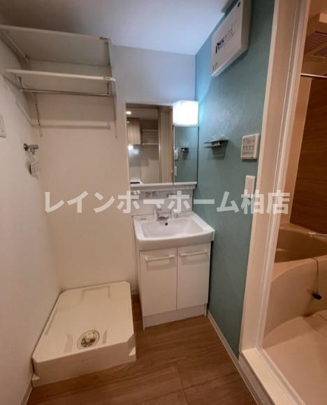 【仲介手数料：50％OFF】対象物件！の洗面所|別部屋。参考写真。